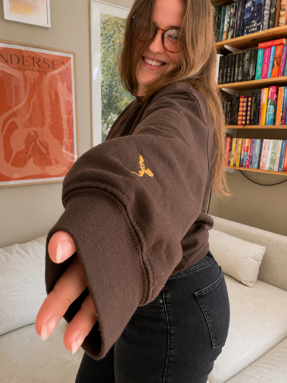 Fantasy Reader – Embroidered Sweatshirt